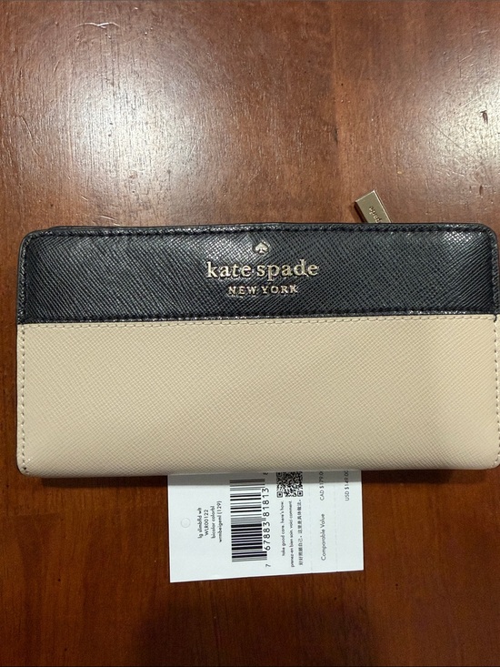 kate spade Handbags - kate spade Two-Tone Black and Beige Bifold Zip Wallet